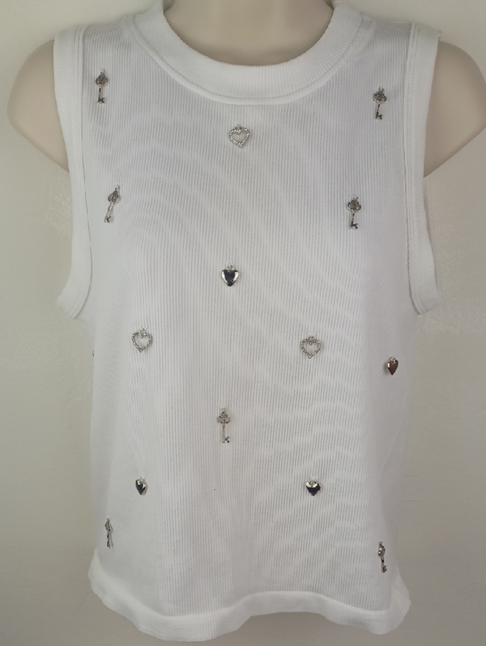 Gorgeous Bright White Sleeveless Charm Embellished Ribbed Tank Top
